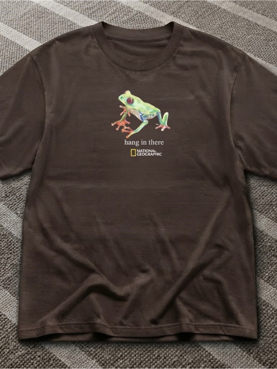 Gildan Tops - Gildan National Geographic Brown 'Hang In There' Frog Graphic T-Shirt